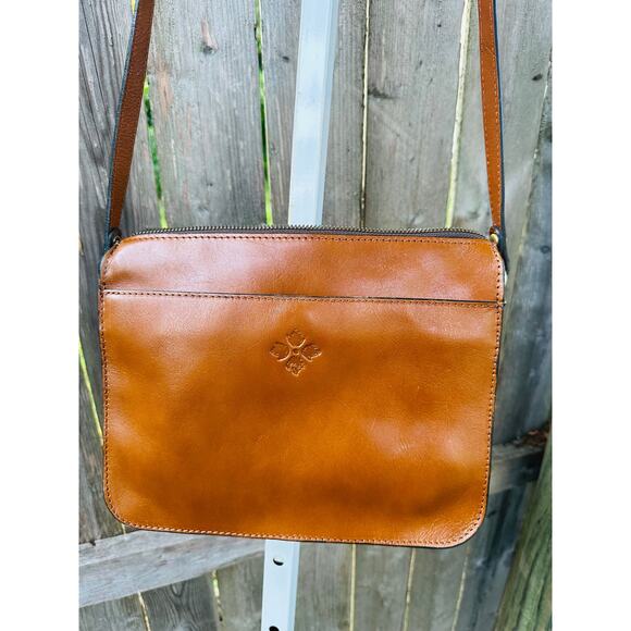 Patricia Nash Handbags - Patricia Nash NEW Brown Leather Crossbody Bag
